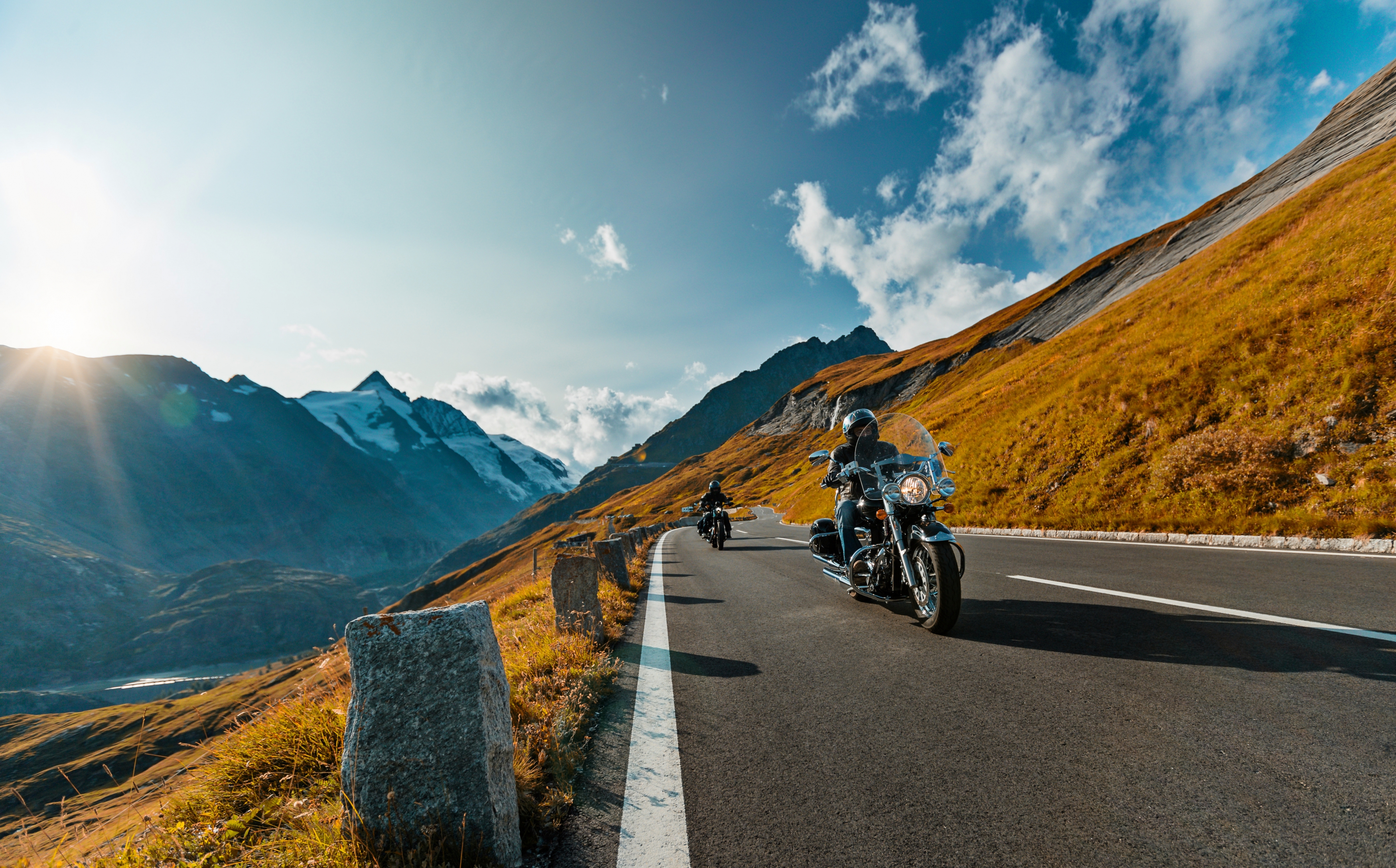 Viaggi in moto: dieci capi e accessori da portare sempre con sé
